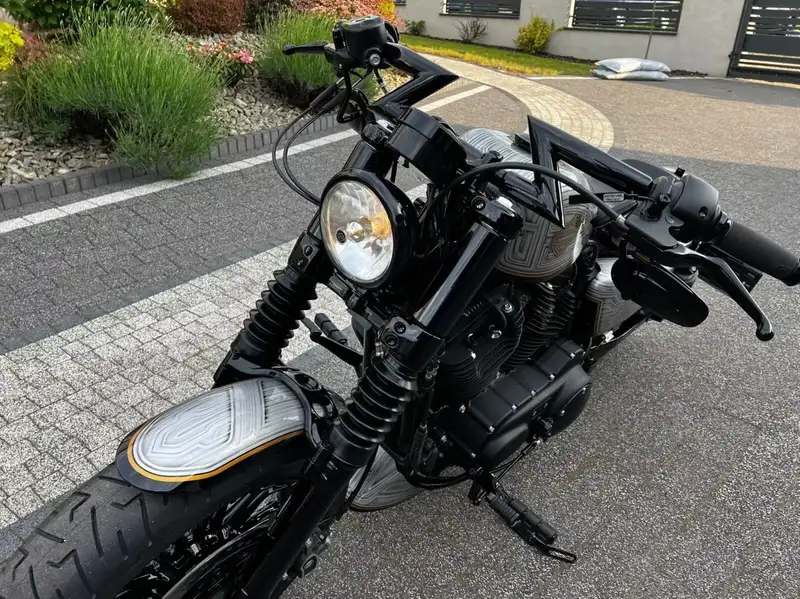 Harley-Davidson Sportster Forty Eight - foto 6