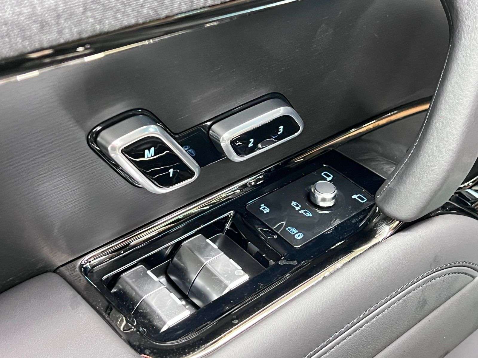 2026 Land Rover Range Rover Sport P400 DYNAMIC HSE thumb 32