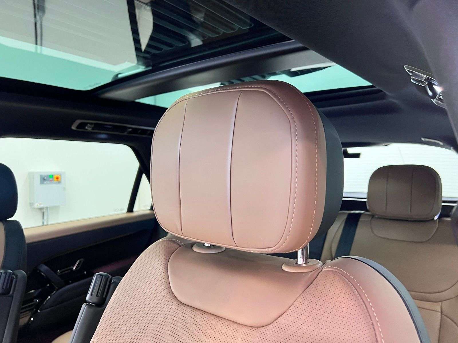 2026 Land Rover Range Rover Sport P400 DYNAMIC HSE thumb 30