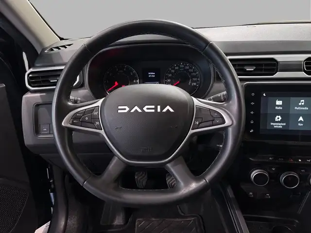 Dacia Duster view 9