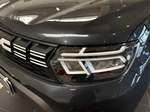 Dacia Duster view 16