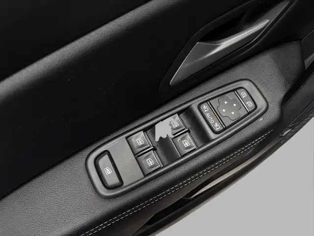 Dacia Duster view 12