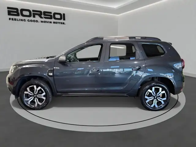 Dacia Duster view 2