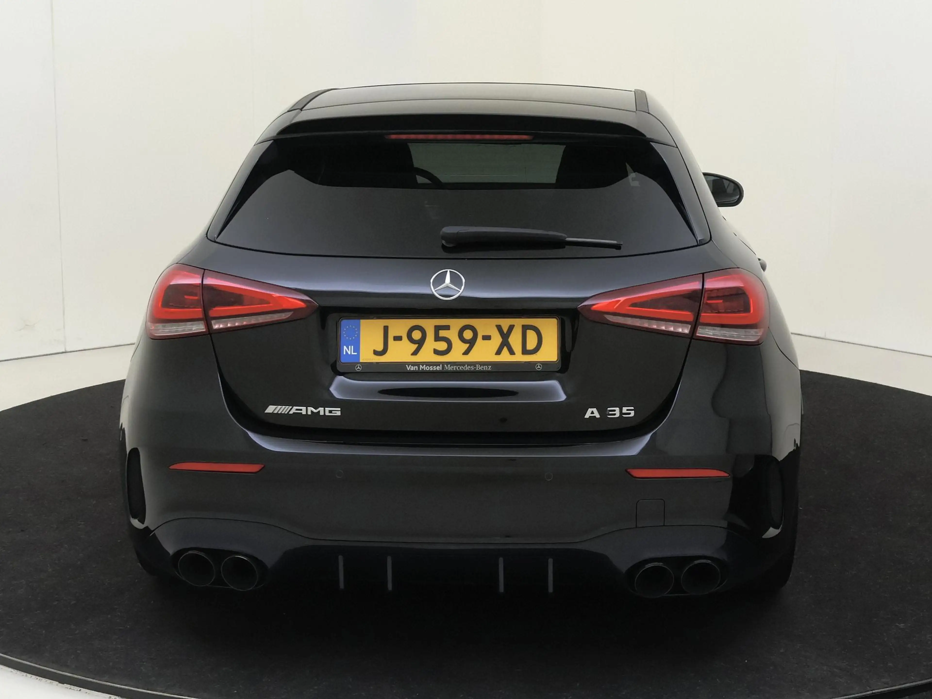Mercedes-Benz A 35 AMG 4MATIC Edition 1 /Night-pakket /Panoramadak — photo 9