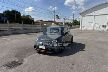 695 1.4 Turbo T-Jet XSR Yamaha Limited Edition