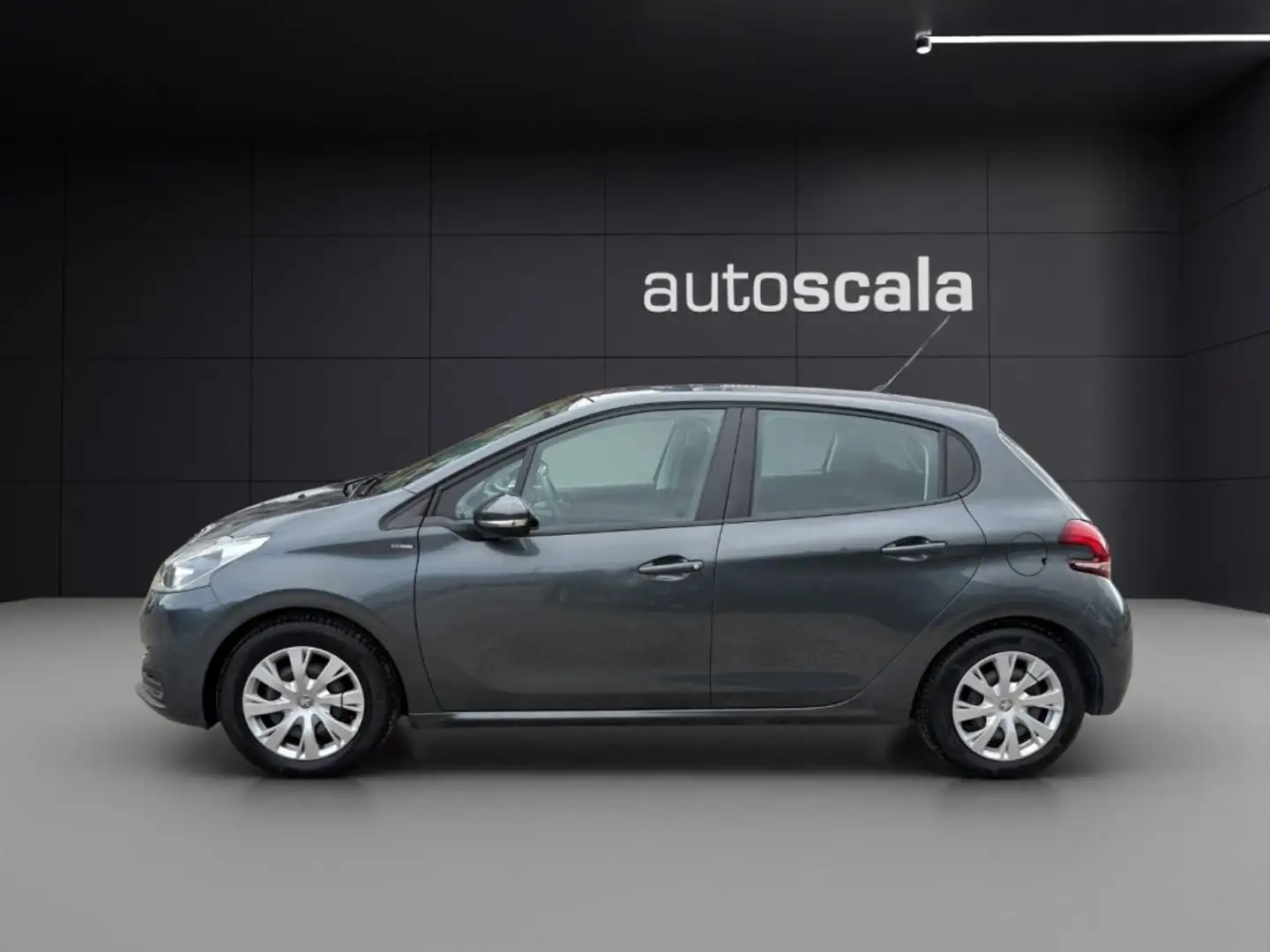 Peugeot 208 1° serie PureTech 82 5 porte Active Gpl Grau - 2