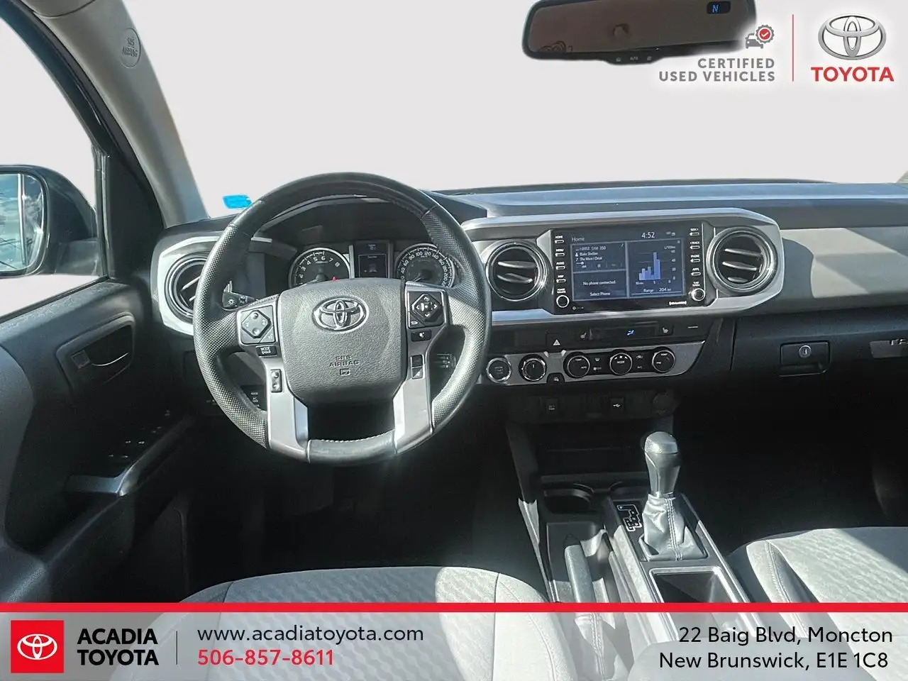 Toyota Tacoma снимка Toyota Tacoma