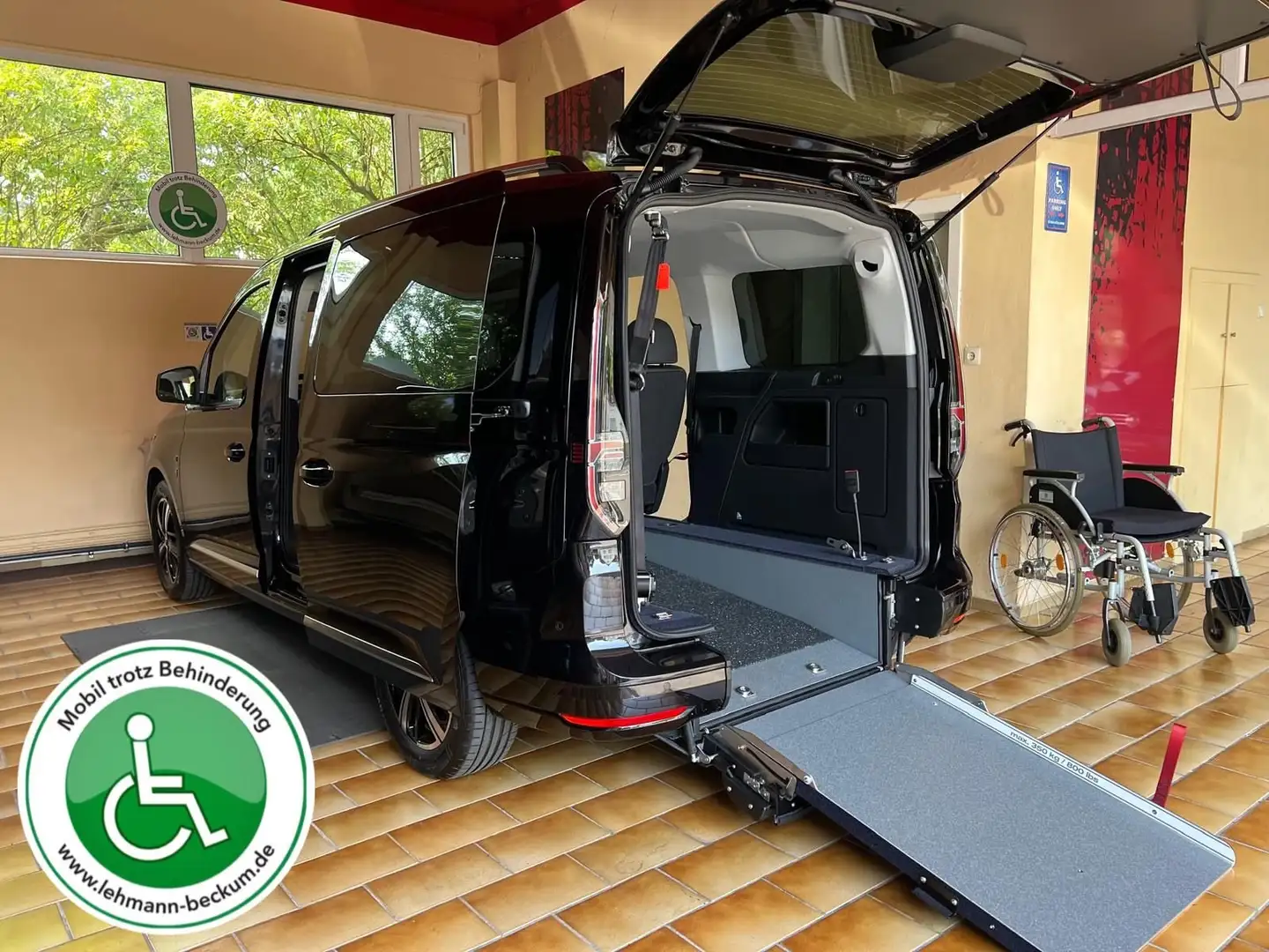 Volkswagen Caddy Maxi Style Autom. Rollstuhlrampe Nav Kam digCo LED Noir - 1