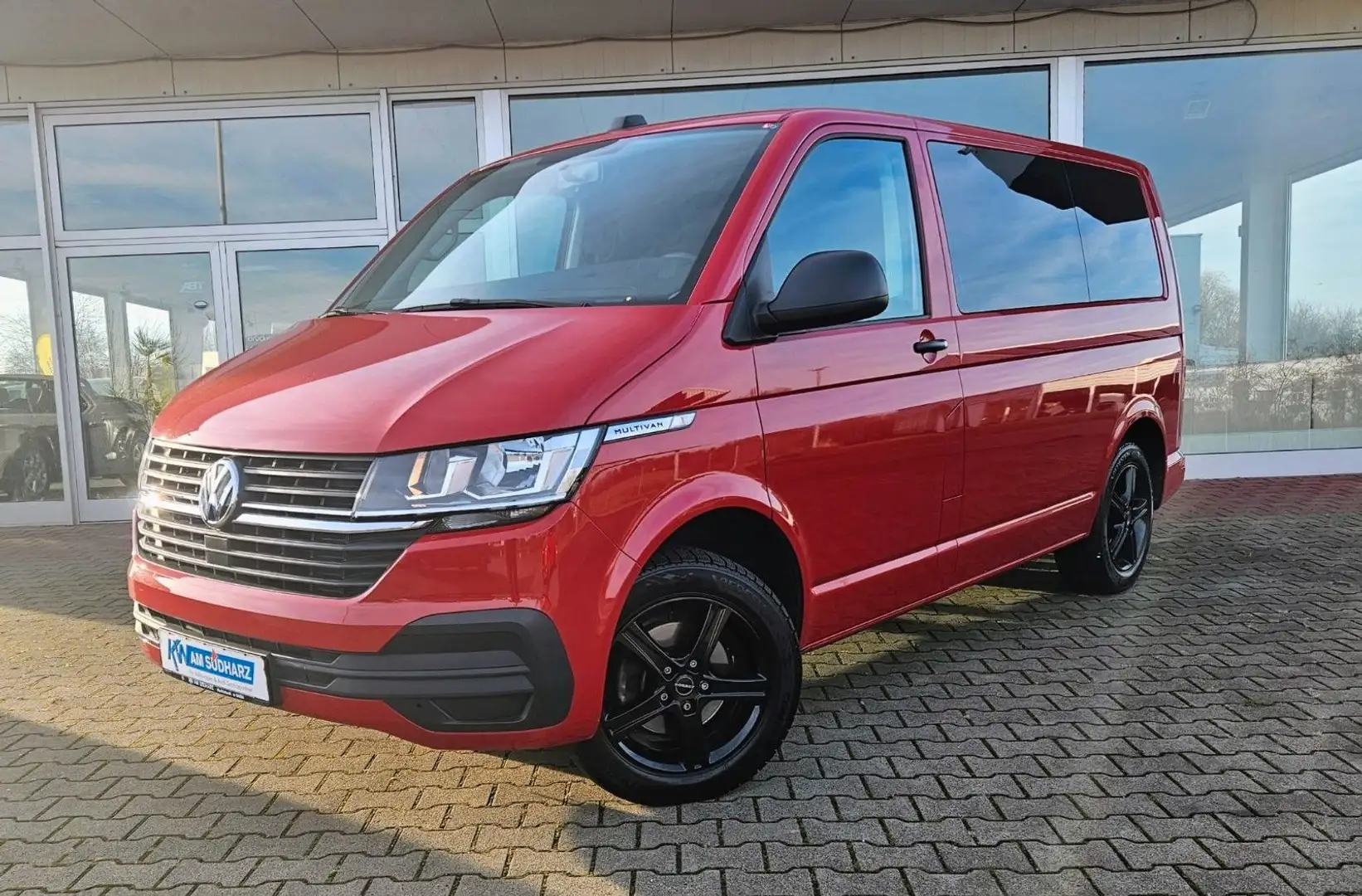 Volkswagen T6 Multivan VW T6.1 Multivan Family 2,0 TDI,APP,AHK Rot - 1