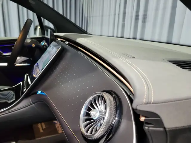 Mercedes-Benz Eqe view 20