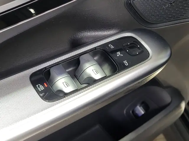 Mercedes-Benz Eqe view 22