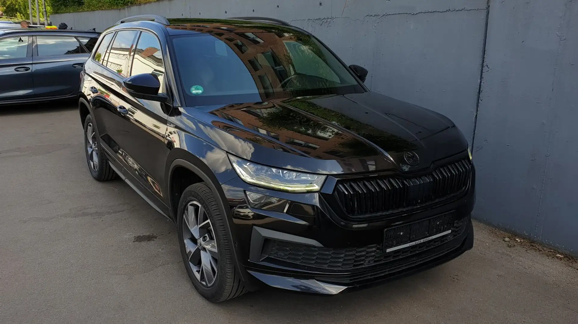 Skoda Kodiaq 2.0 TDI DSG 4x4 SPORTLINE Virtual/ACC/360 Zwart - 2