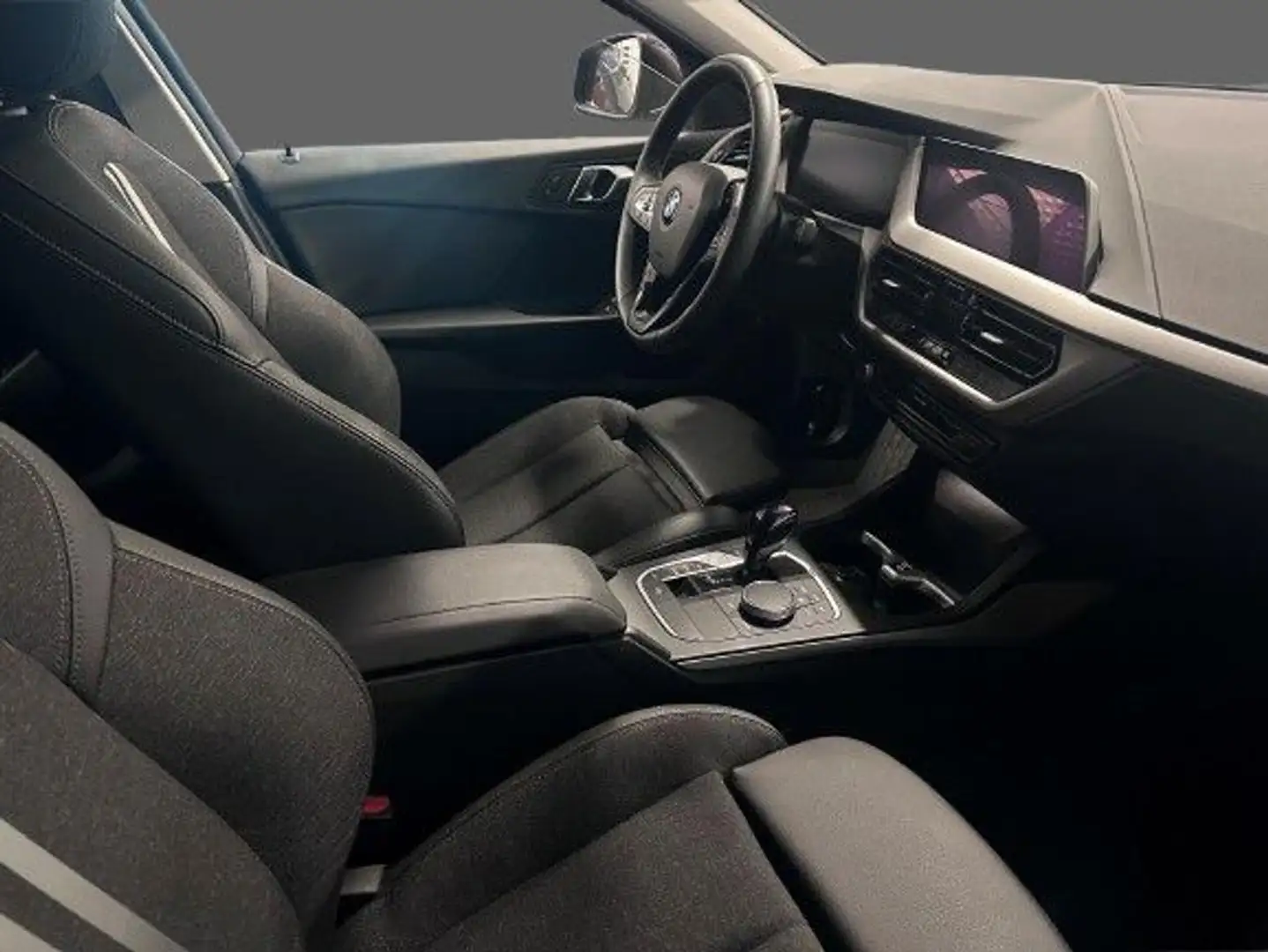 BMW 116 i 5p. Business Advantage Schwarz - 2