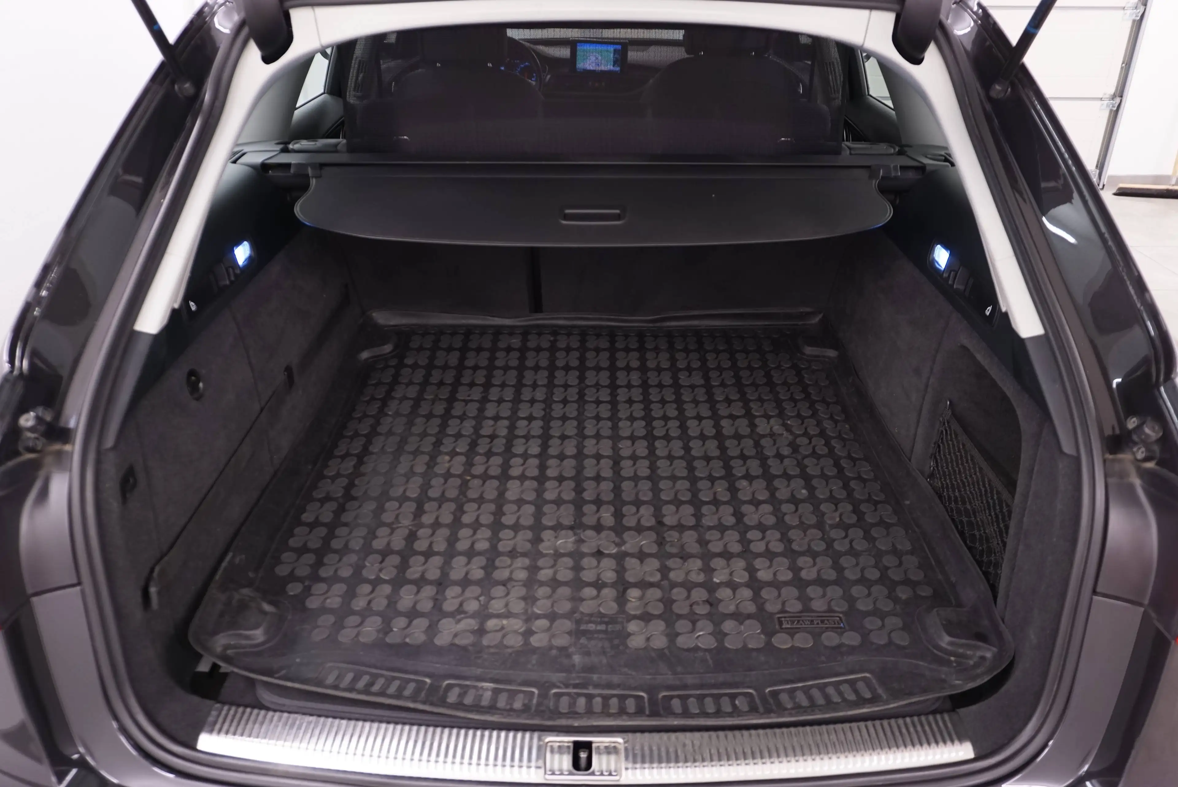Audi A6 allroad 3.0 TDI s-tronic // Anhängervorrichtung // ACC // Matrix Scheinwerfer // — photo 25
