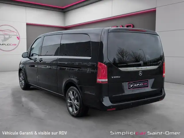 Mercedes-Benz V-Class view 3