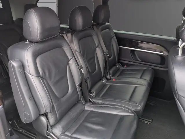 Mercedes-Benz V-Class view 10