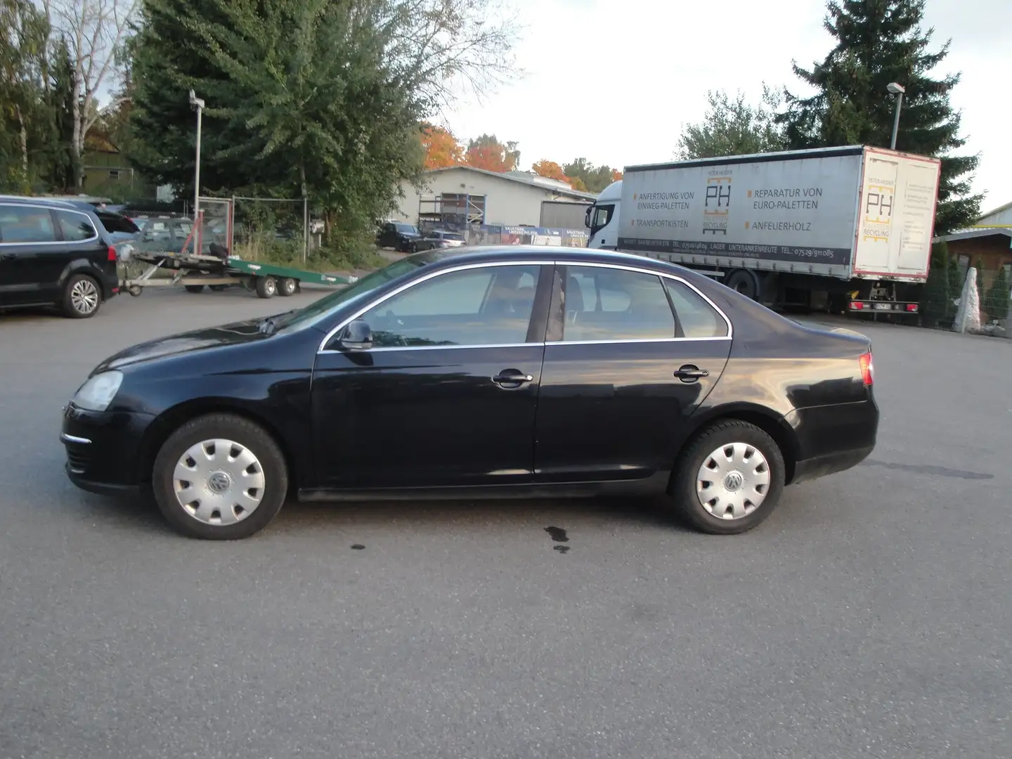 Volkswagen Jetta Schwarz - 2
