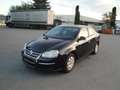Volkswagen Jetta Schwarz - thumbnail 1