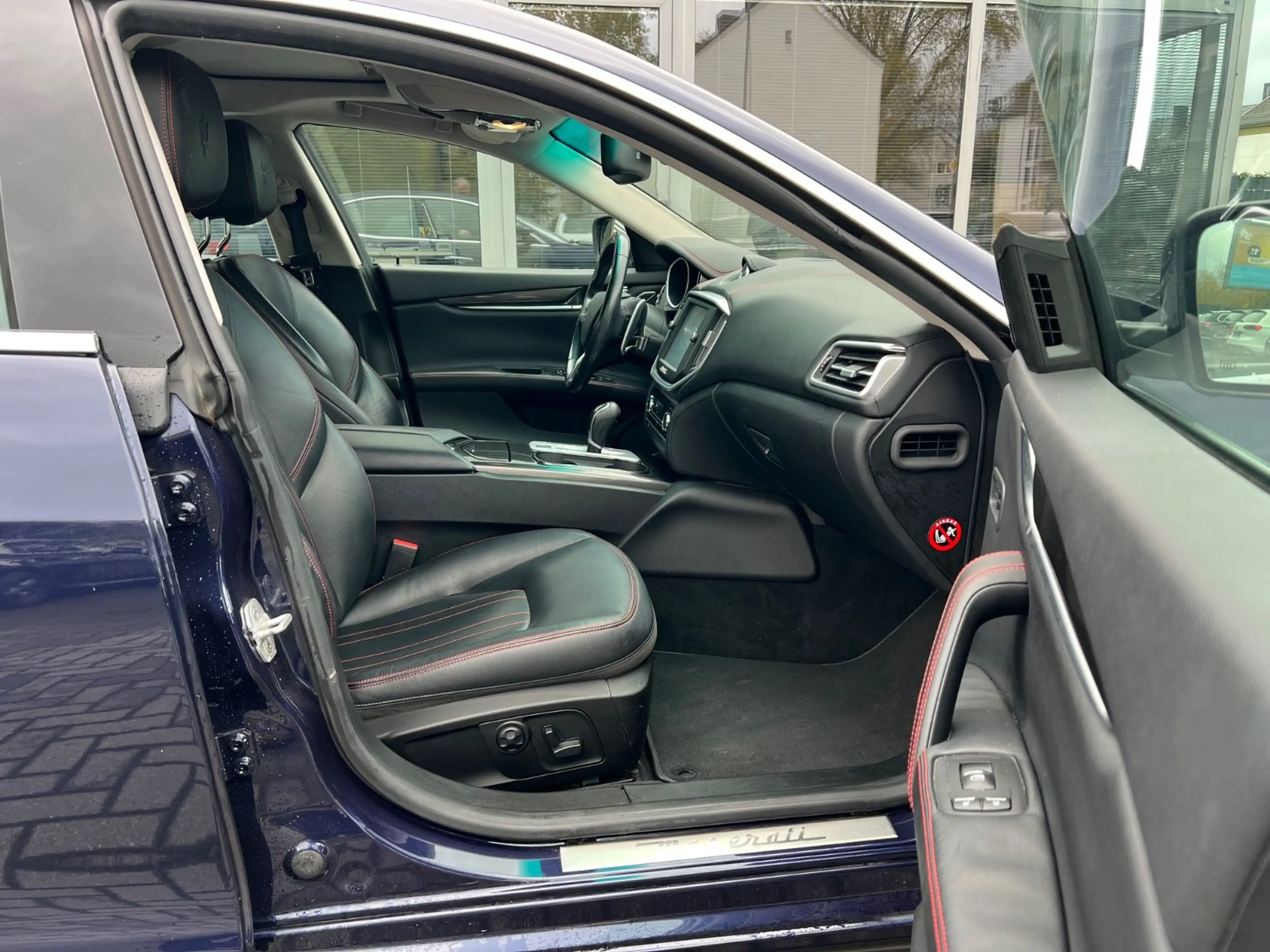 Maserati Ghibli 3.0 V6 Diesel Automatik/ 1 Hand — photo 15