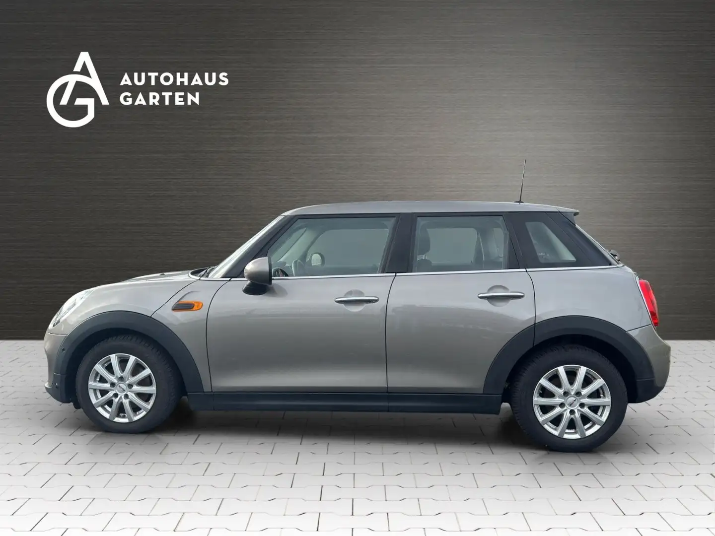 MINI Cooper D COOPER 1.5D 5.-türig 2.Hand SHZ PDC Argintiu - 2