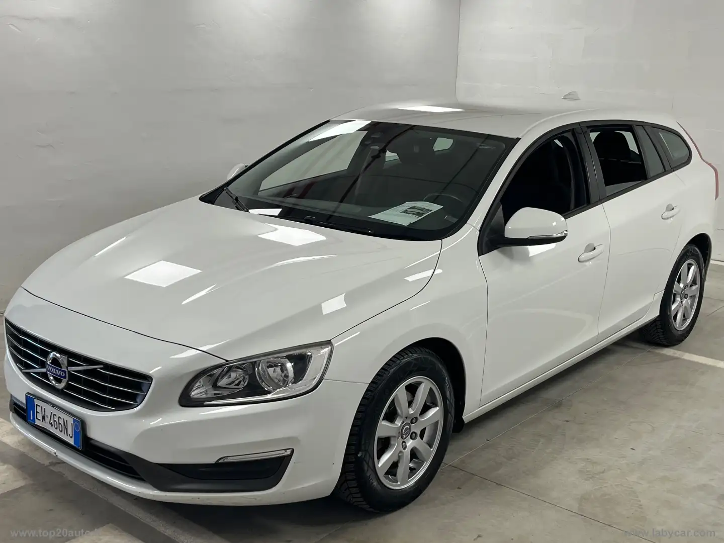 Volvo V60 D2 1.6 Business|GANCIO TRAINO|97.000 CHILOMETRI CE Fehér - 1