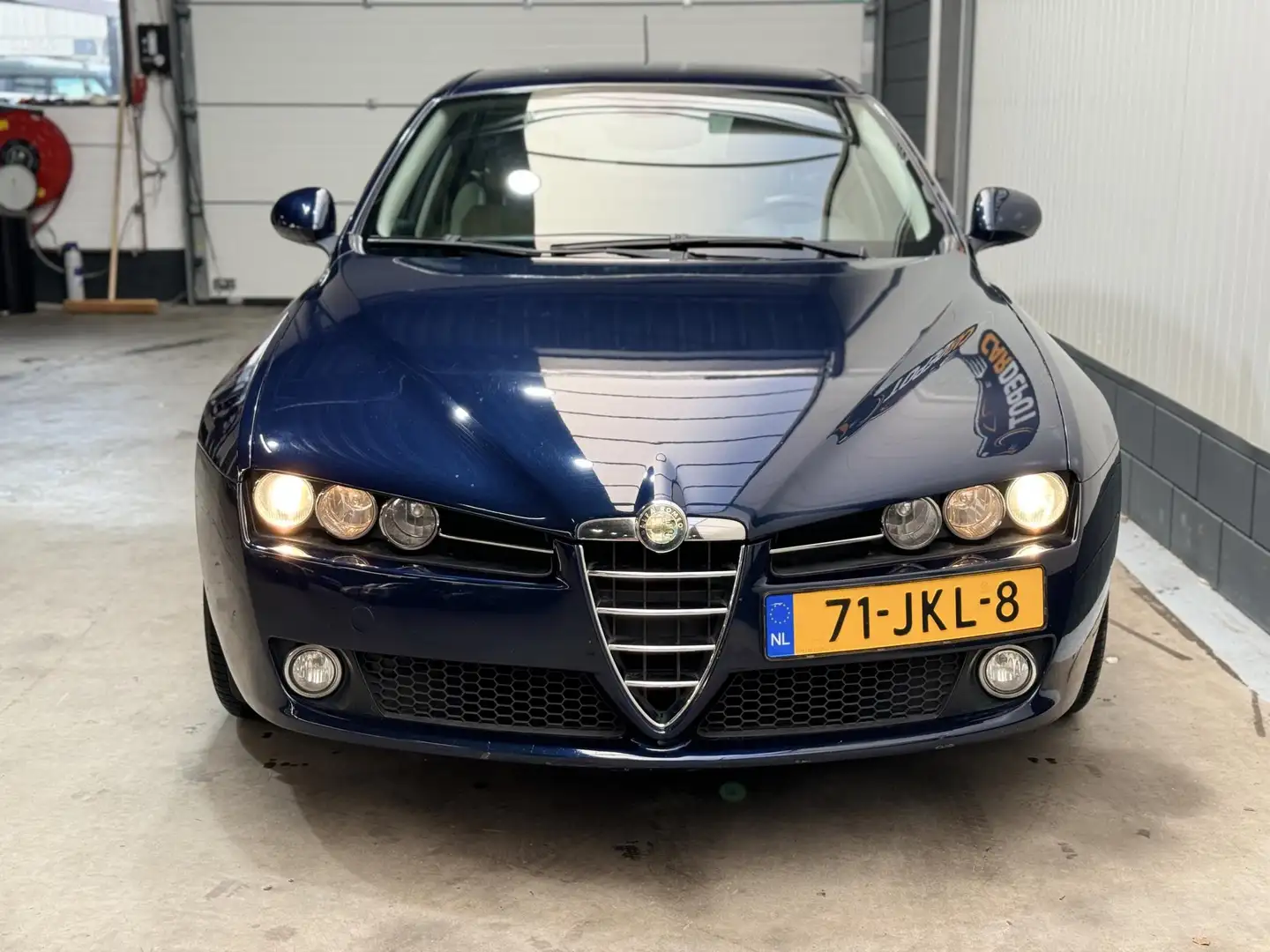 Alfa Romeo 159 Sportwagon 2.2 JTS Elegante Синій - 2