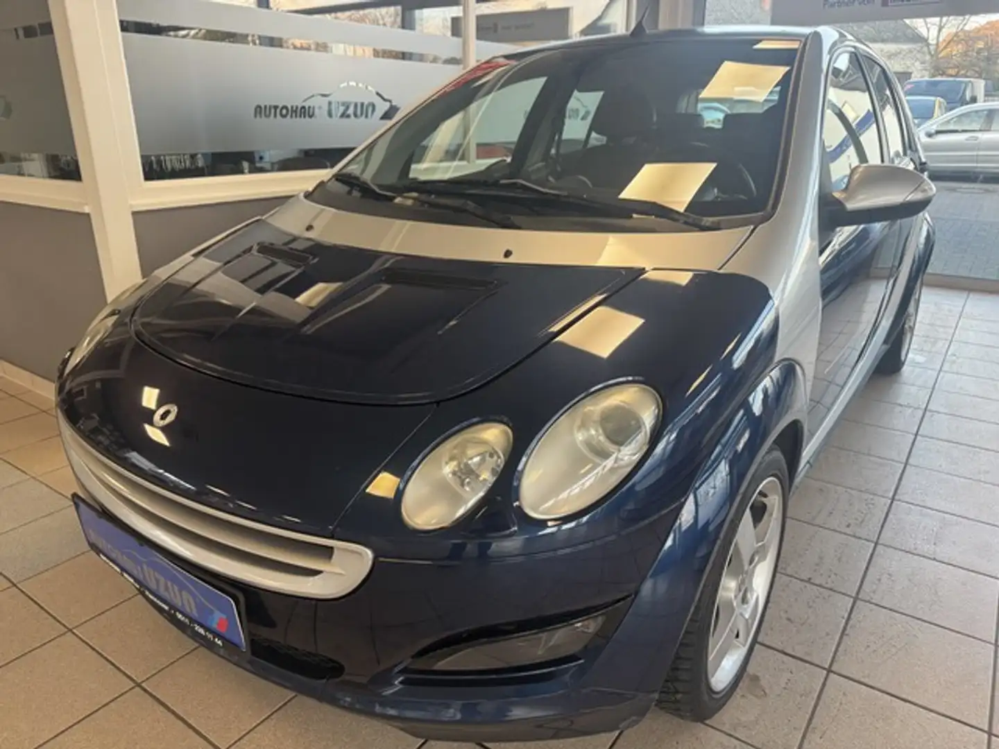 smart forFour Passion Aut Klima Leder Panorama Sitzhzg Blau - 1