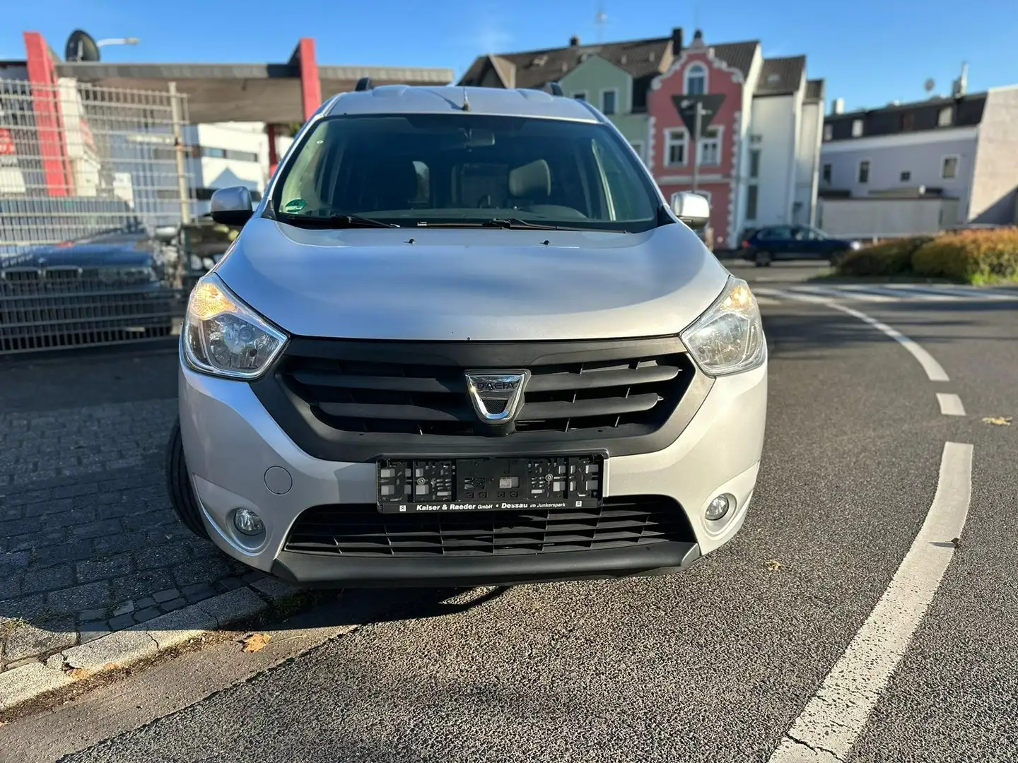 Dacia Dokker Laureate*1.Hand*LPG*TÜV&Service NEU*Klima*AHK - 2