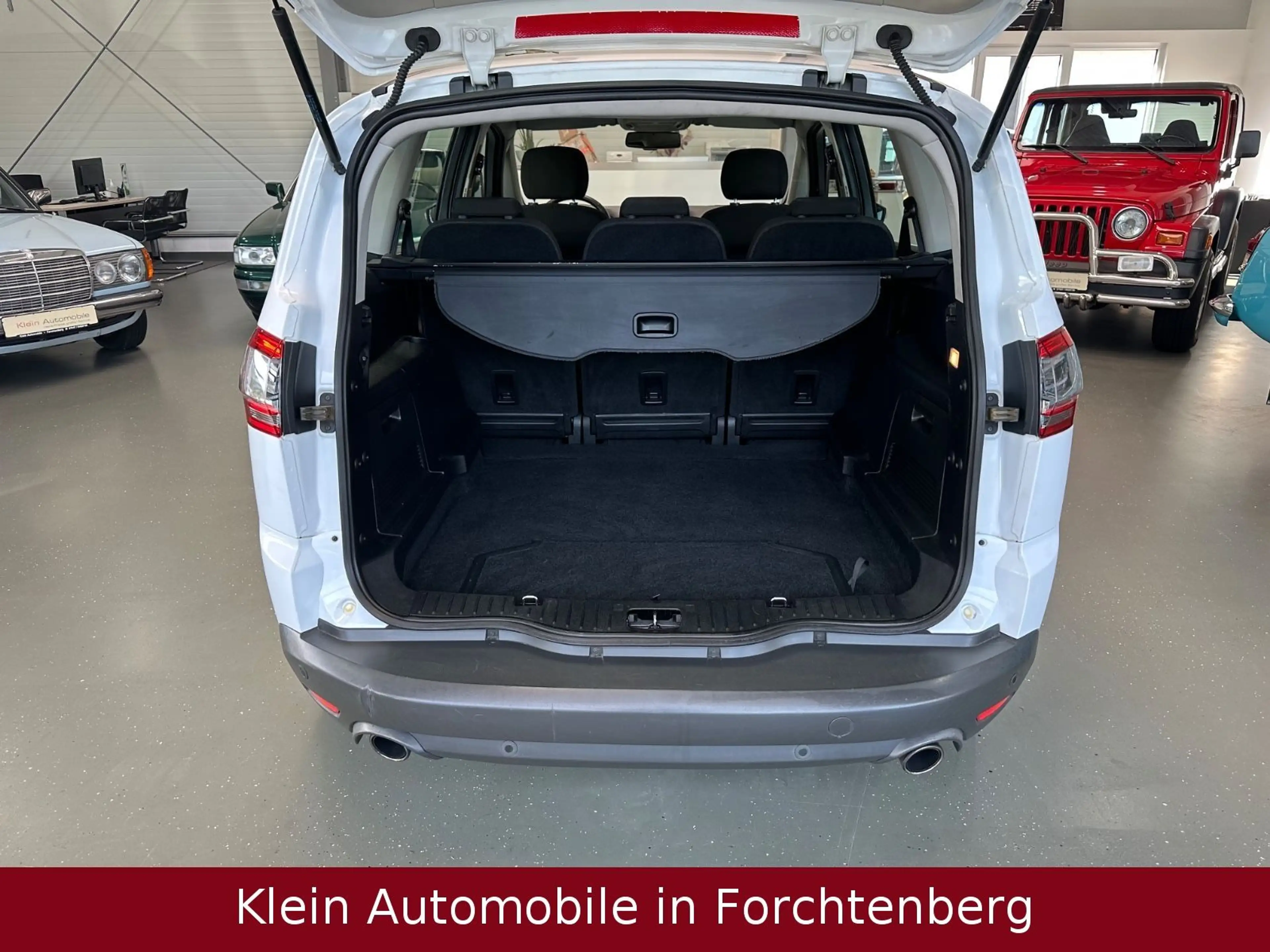 Ford S-Max S-MAX Titanium Aut. Klima SHZ PDC Temp LM *5SZ* — photo 13