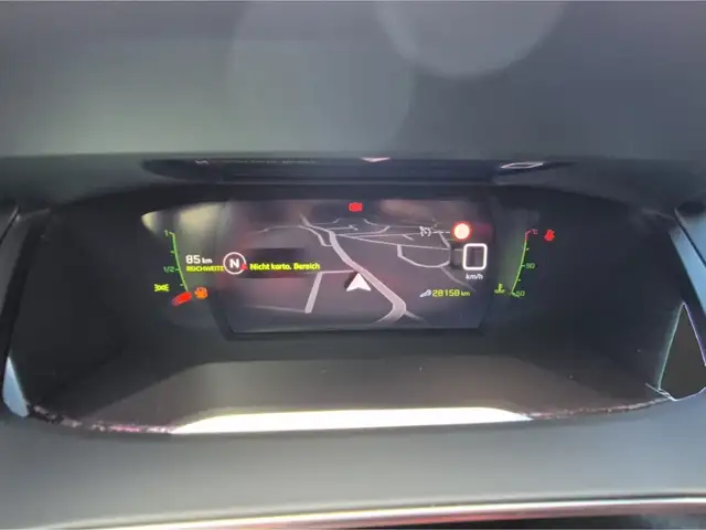 Peugeot 208 view 15