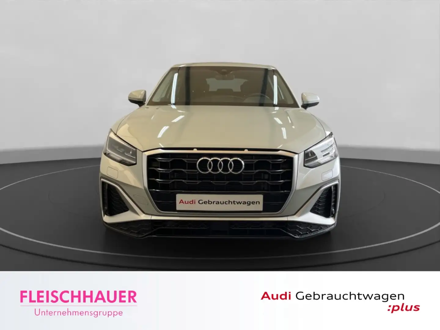Audi Q2 S line 35 TFSI LED AHK el. Heckklappe Navi VC Silber - 2