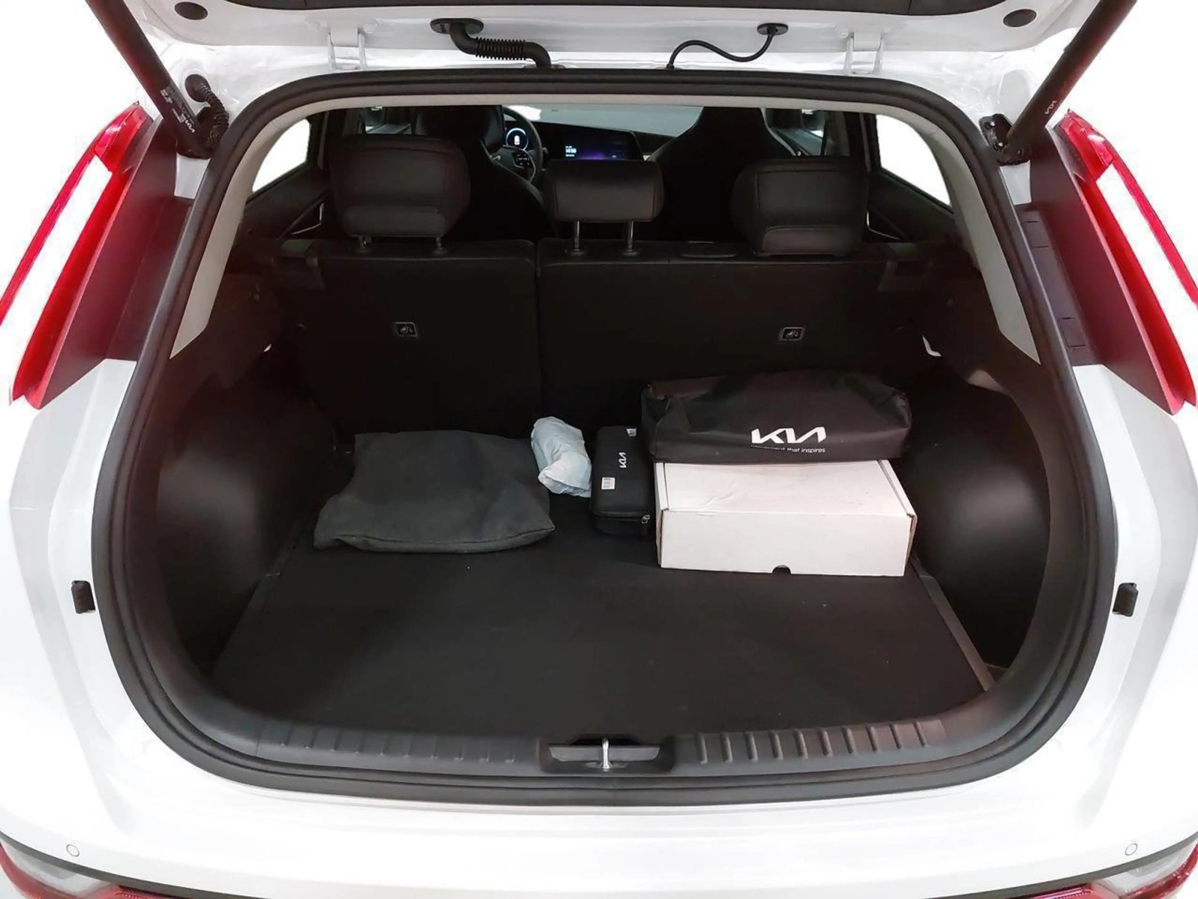 Kia e-Niro PACE 64.8 kWh 204CV AUTO *DEMO* — photo 17