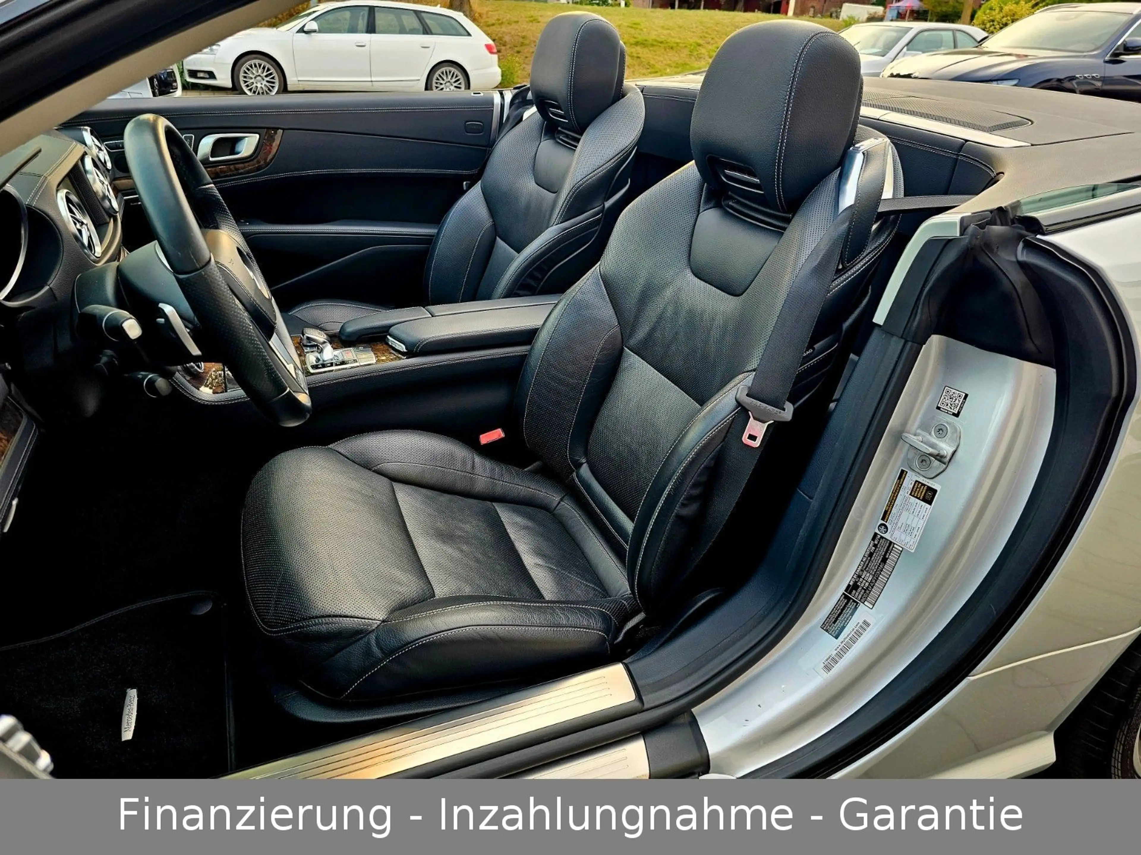 Mercedes-Benz SL 400 Roadster AMG Paket Pano Massage H/K TOP! — photo 13