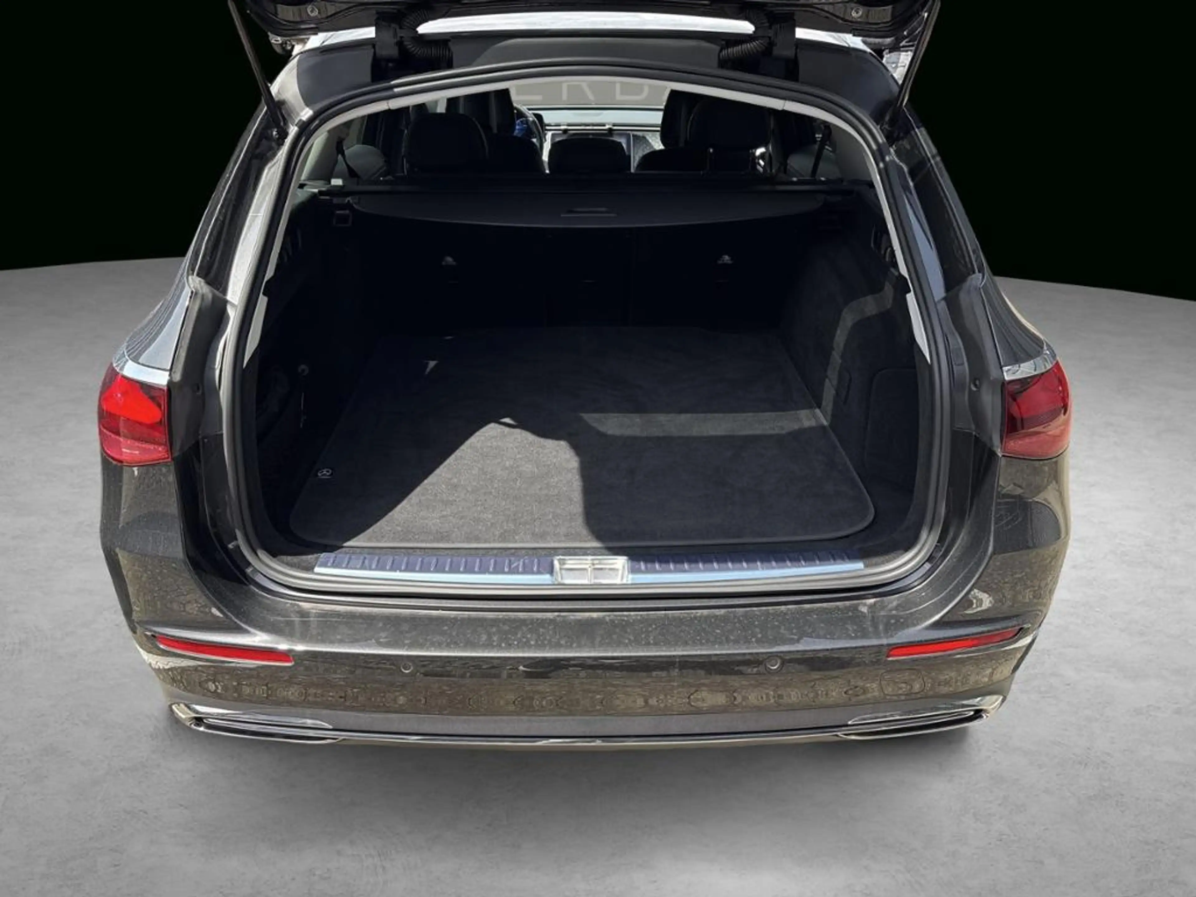 Mercedes-Benz E 200 4MATIC T-Modell Avantgarde AHK Distronic — photo 7