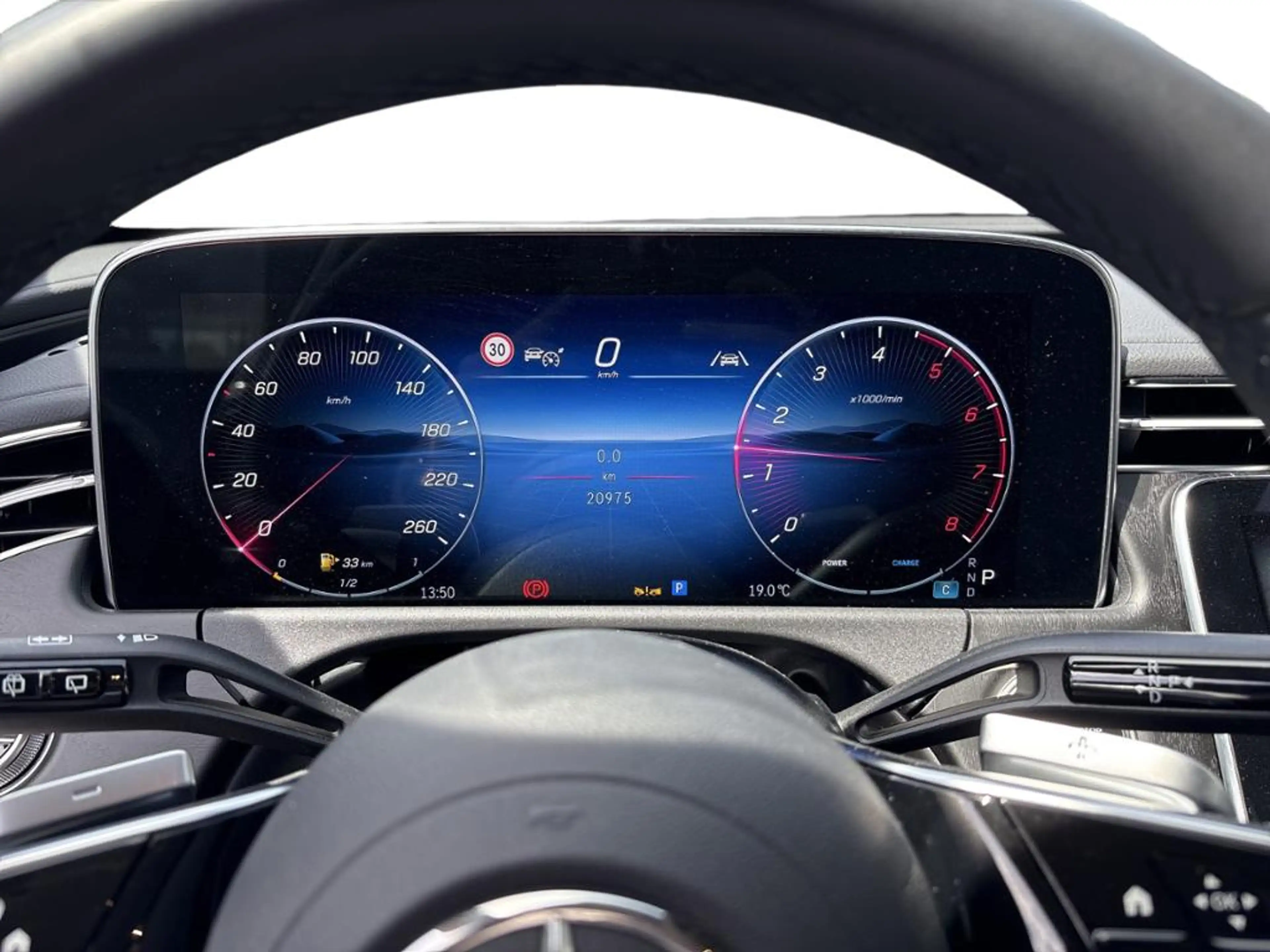 Mercedes-Benz E 200 4MATIC T-Modell Avantgarde AHK Distronic — photo 10