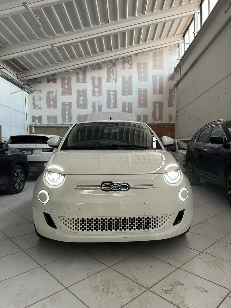 Fiat 500e Berlina 42 kWh Icon + Blanc - 2