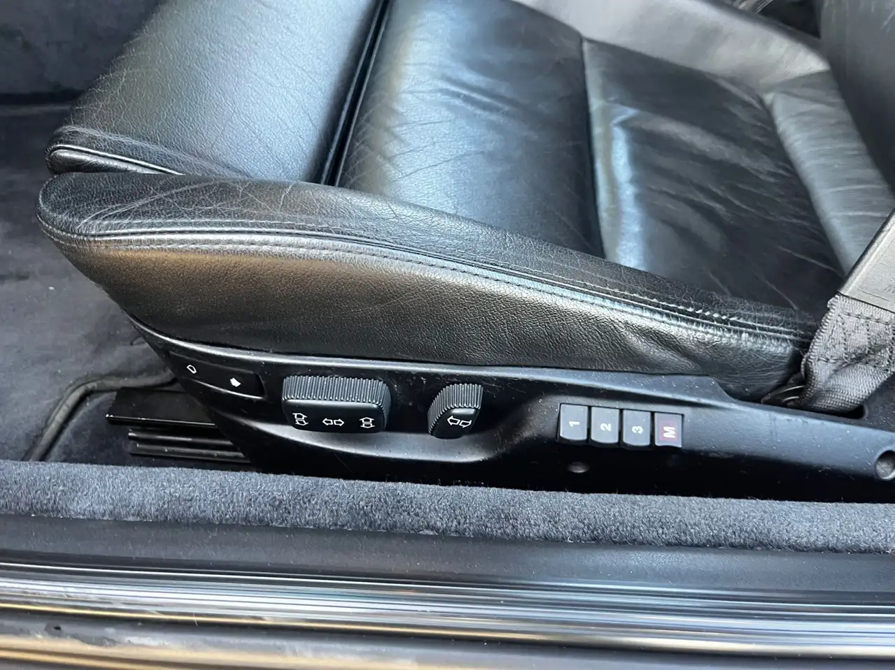 BMW 850CSi, foto 5