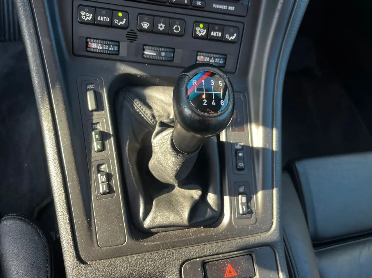 BMW 850CSi, foto 4