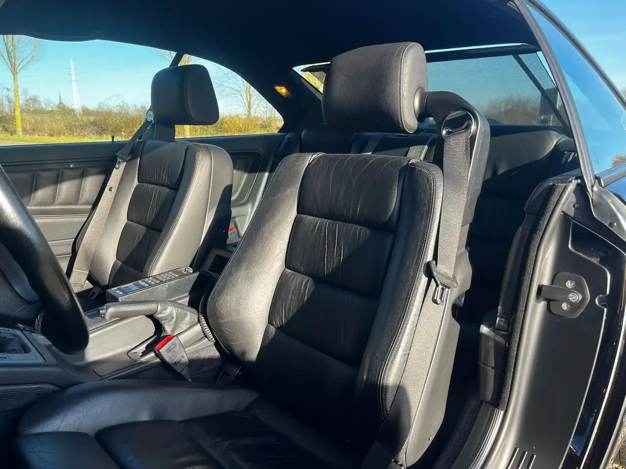 BMW 850CSi, foto 2