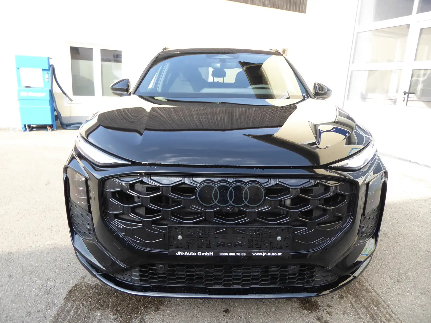 Audi Q3 TDI 110 kW   Neues Modell S line Schwarz - 2