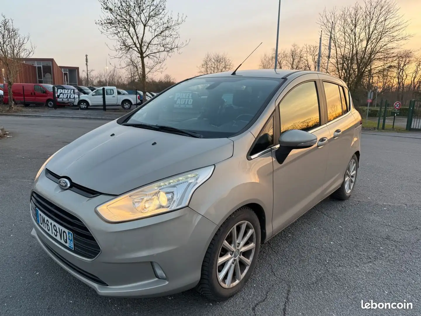 Ford B-Max 1.6 Tdci 95cv du 12-2014 Distribution Neuf - 1
