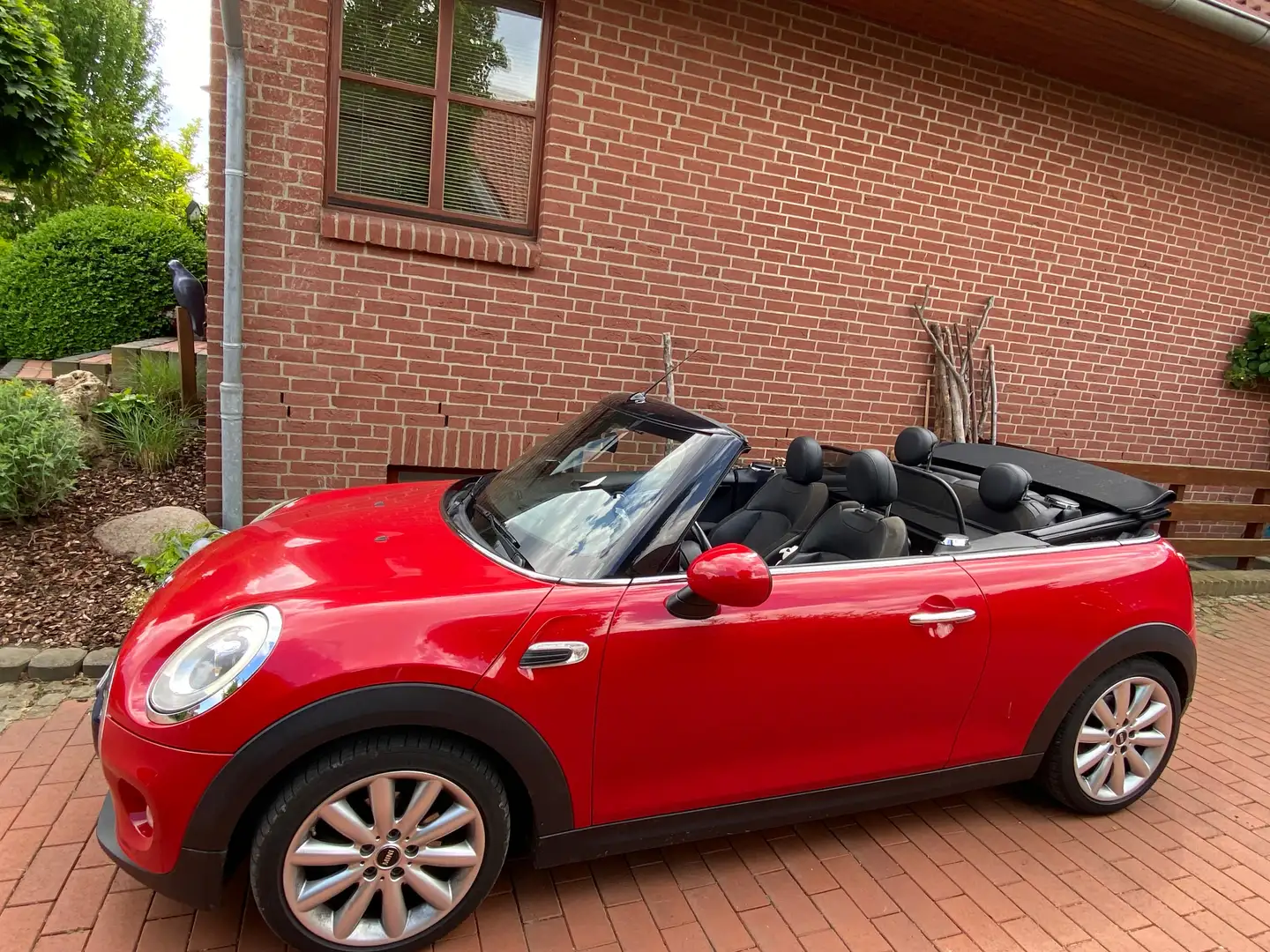 MINI Cooper Cabrio Mini Cooper Cabrio Rot - 1