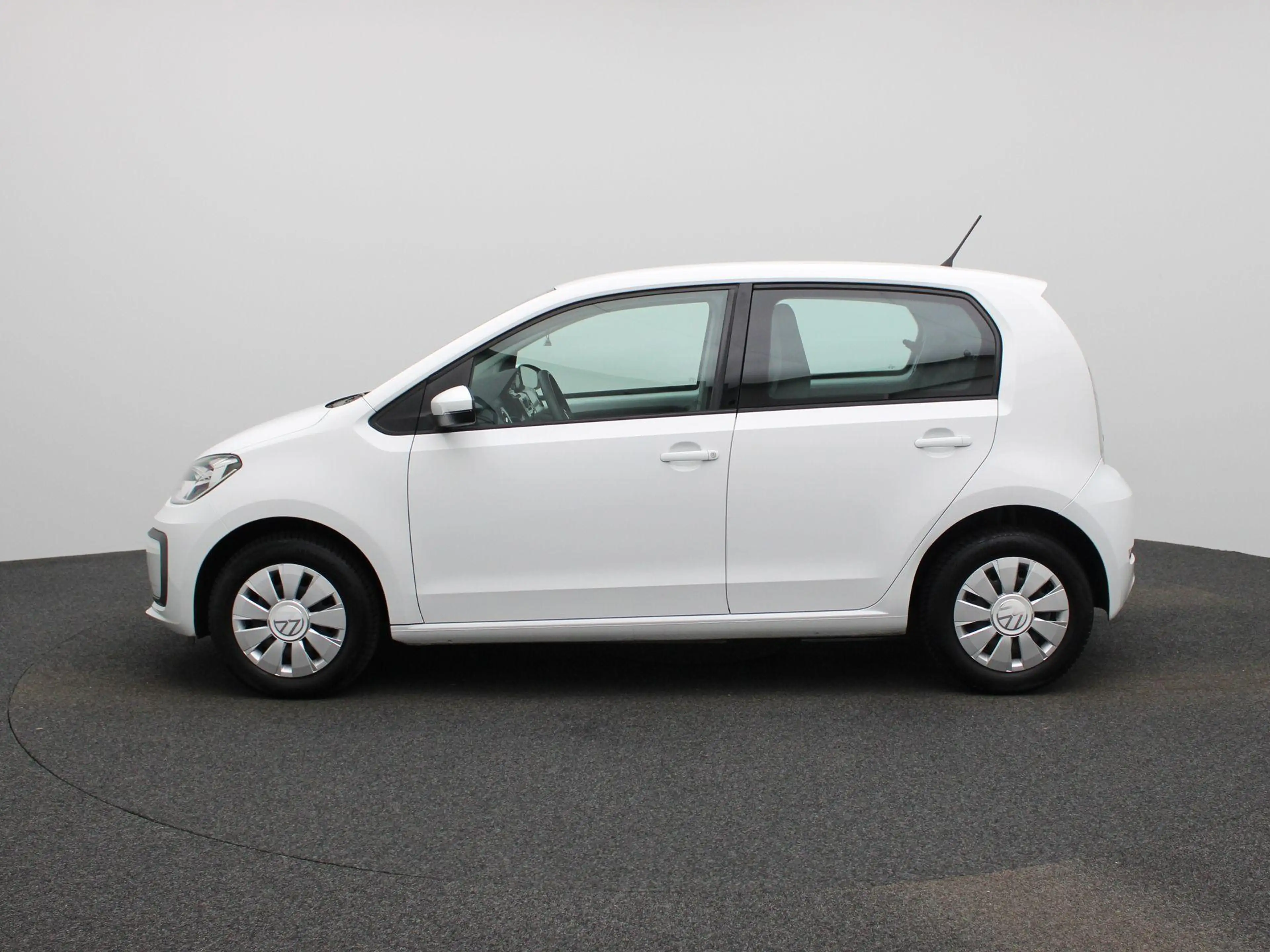 Volkswagen up! 1.0 Move 65 PK Airco | Bluetooth | LED dagrijverli — photo 4