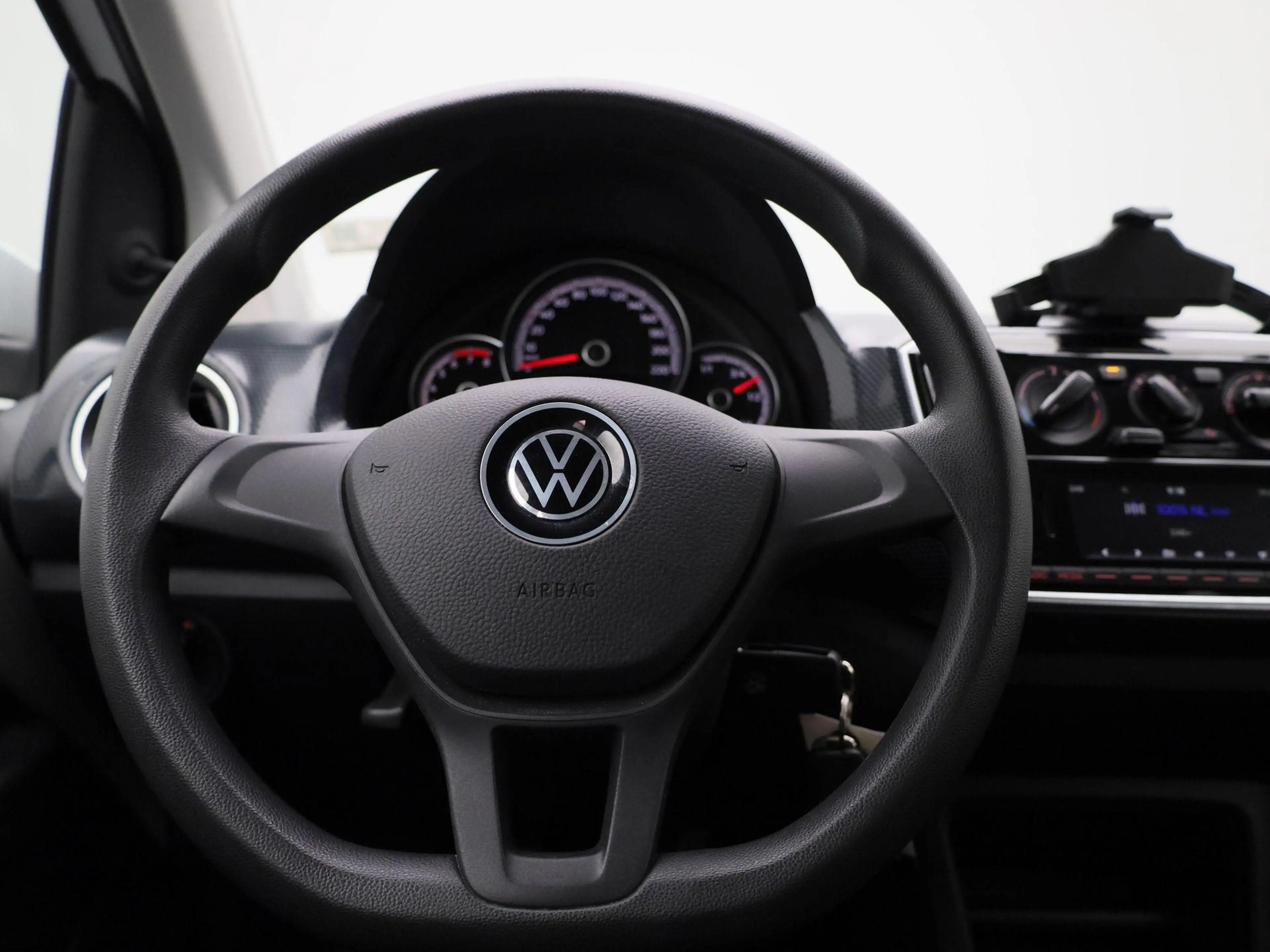 Volkswagen up! 1.0 Move 65 PK Airco | Bluetooth | LED dagrijverli — photo 7