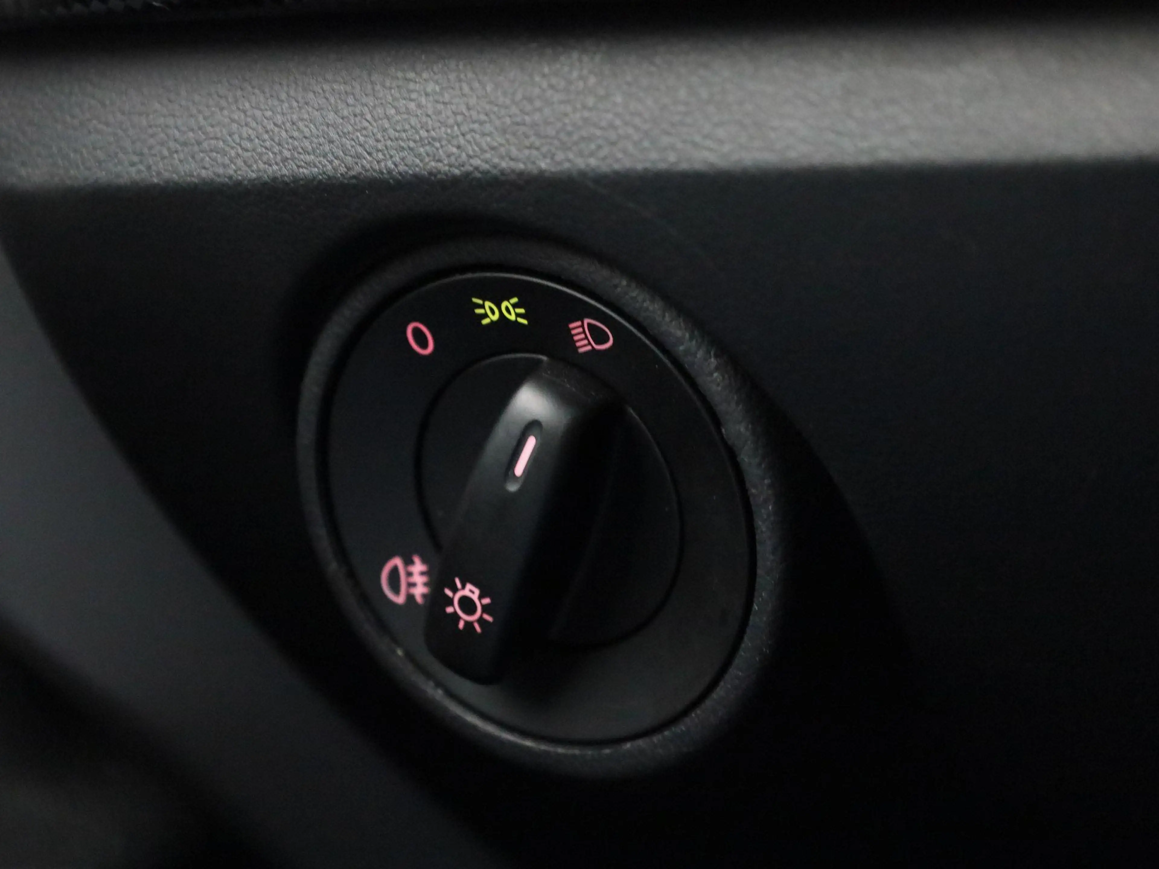 Volkswagen up! 1.0 Move 65 PK Airco | Bluetooth | LED dagrijverli — photo 15