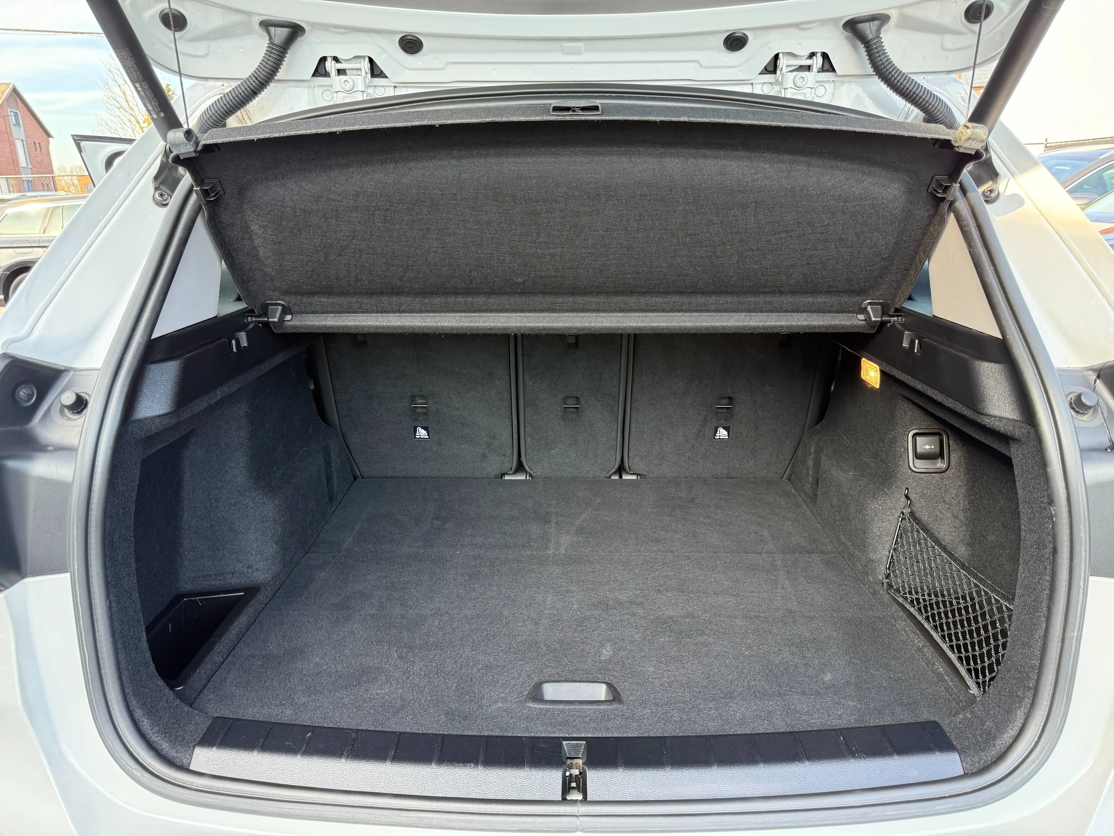 BMW X1 1.5i AUTOMAAT FULL LED NAVI CAMERA HEAD-UP DAB PDC — photo 14
