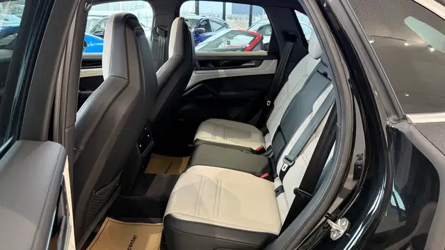 Porsche Cayenne III E-Hybrid PHEV 21,8 kWh Aut. Ansicht 35