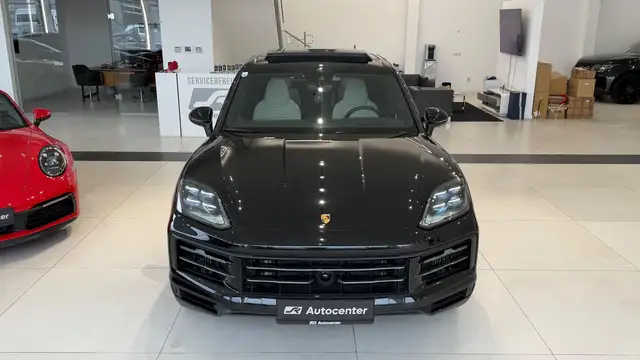 Porsche Cayenne III E-Hybrid PHEV 21,8 kWh Aut. Ansicht 4