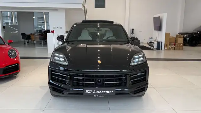 Porsche Cayenne III E-Hybrid PHEV 21,8 kWh Aut. Ansicht 3
