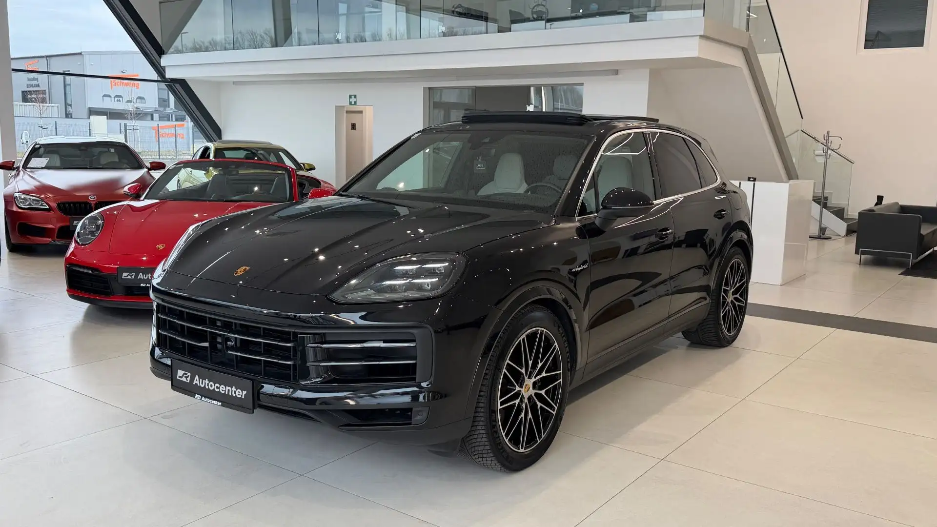 Porsche Cayenne III E-Hybrid PHEV 21,8 kWh Aut. Schwarz - 1
